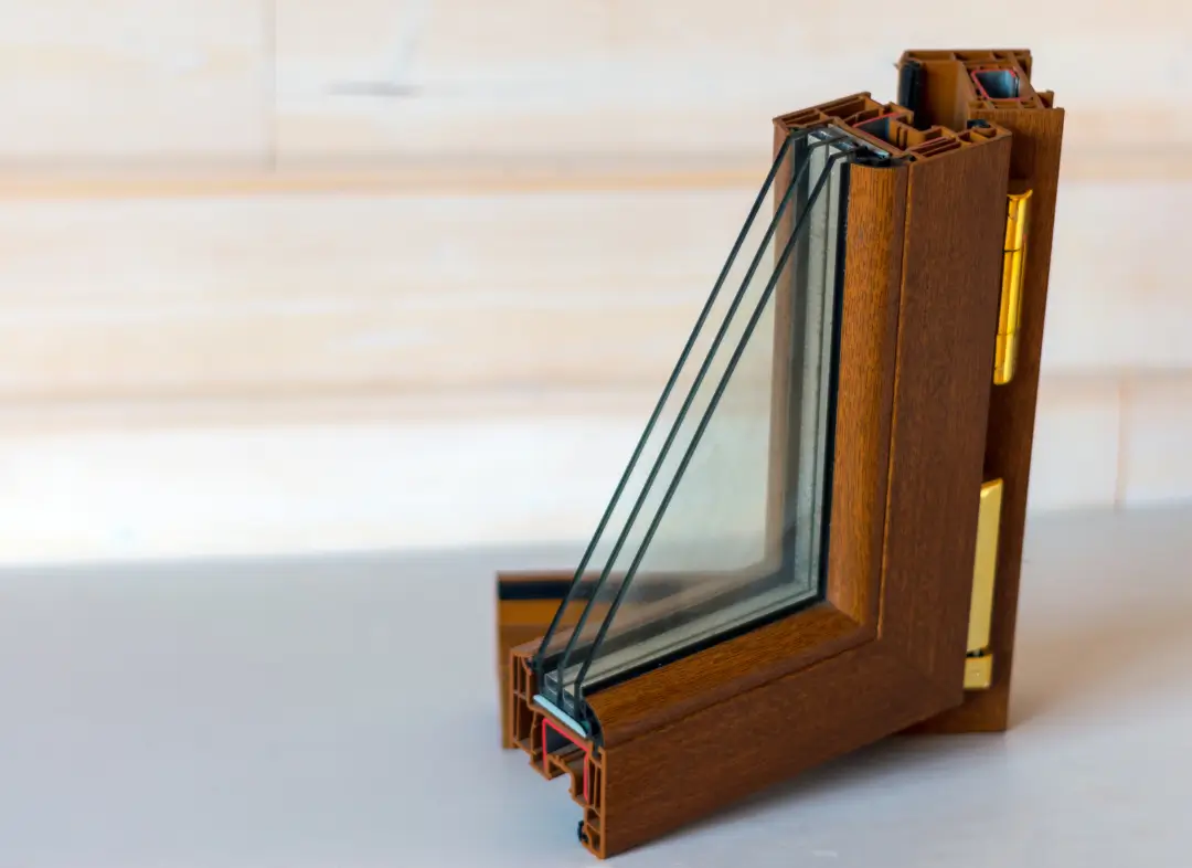 Installation de fenêtre en bois sur mesure Saint-Hilaire-de-Riez